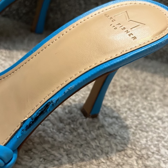 Marc Fisher teal heels - Picture 5 of 7